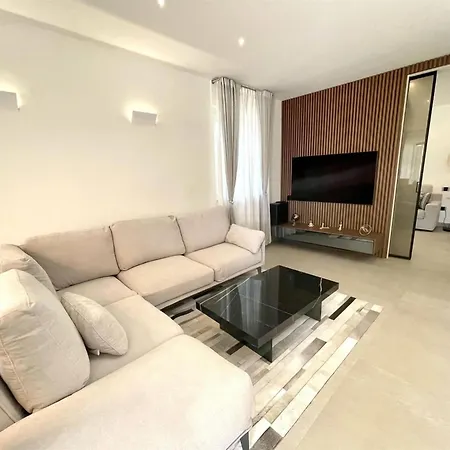 Вілла Villa Di Lusso A Soli 200 Passi Dal Mare E Un'Aute *