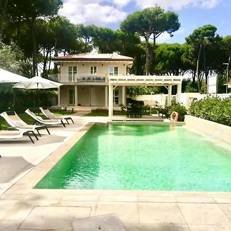 Villa Di Lusso A Soli 200 Passi Dal Mare E Un'Aute Вілла Форте-дей-Мармі